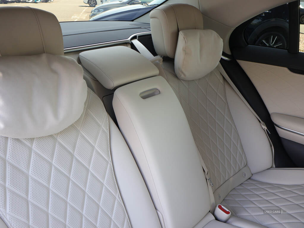 Oct 2021 Mercedes-Benz S Class S500L 4Matic AMG Line Premium Plus 4dr 9G-Tronic