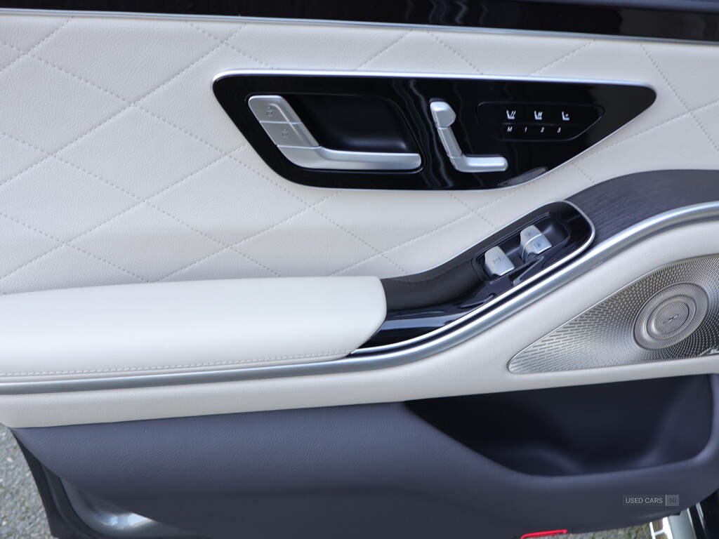 Oct 2021 Mercedes-Benz S Class S500L 4Matic AMG Line Premium Plus 4dr 9G-Tronic
