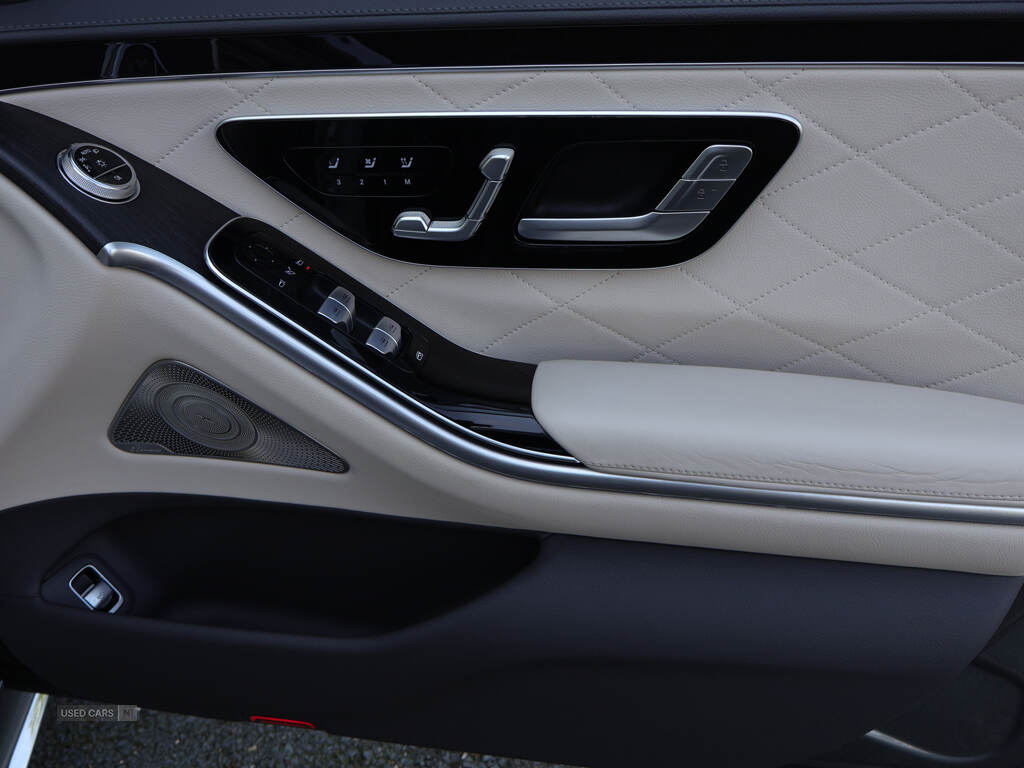 Oct 2021 Mercedes-Benz S Class S500L 4Matic AMG Line Premium Plus 4dr 9G-Tronic