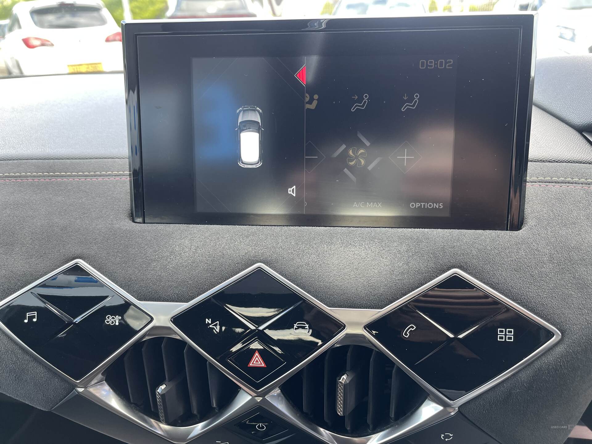 Car Thumbnail 17