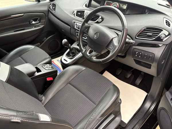 Renault Scenic DIESEL ESTATE in Derry / Londonderry