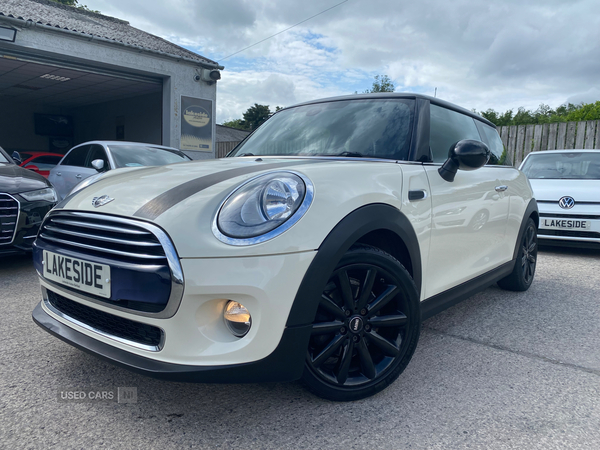 MINI Hatch DIESEL in Down