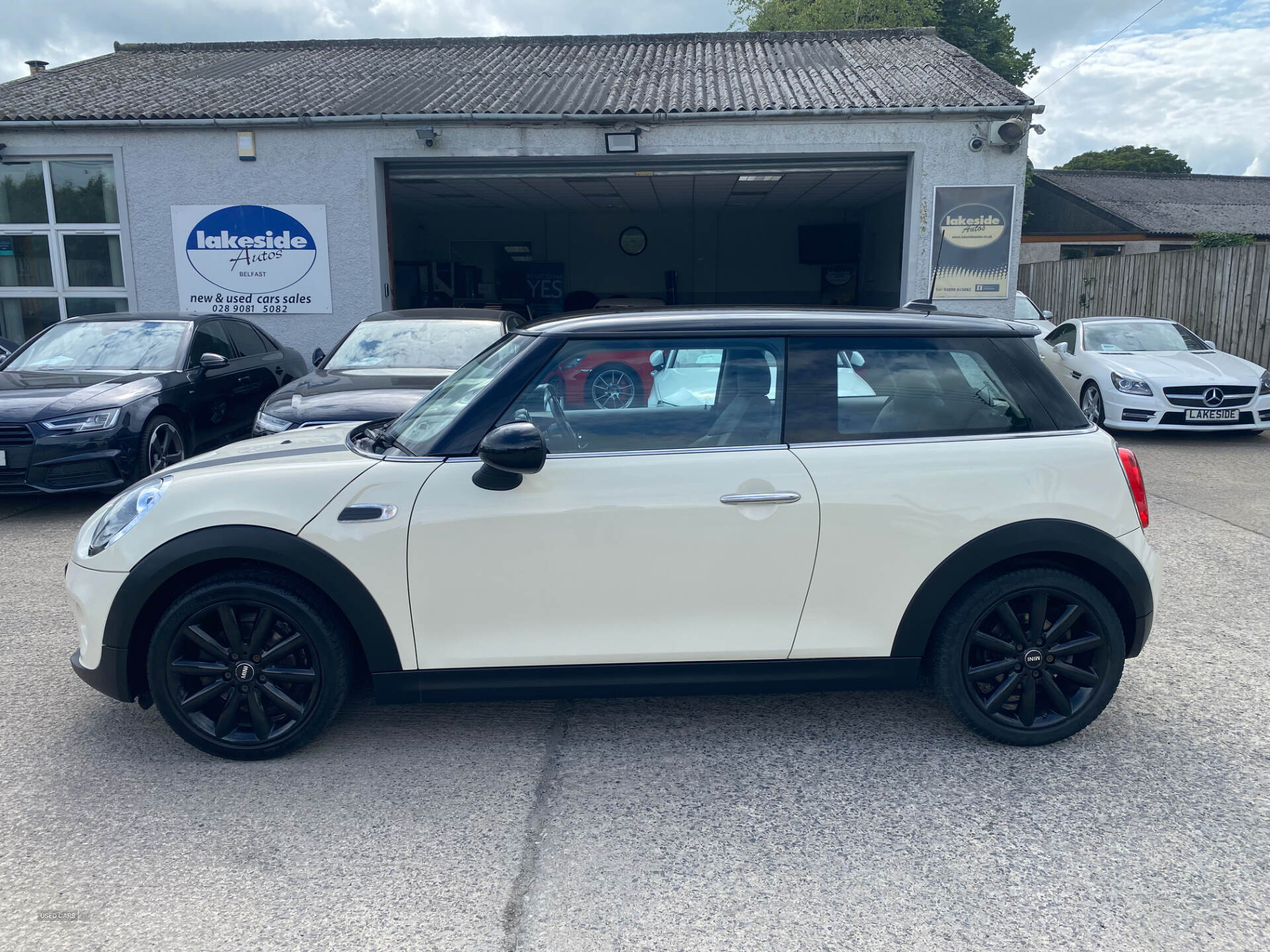 MINI Hatch DIESEL in Down