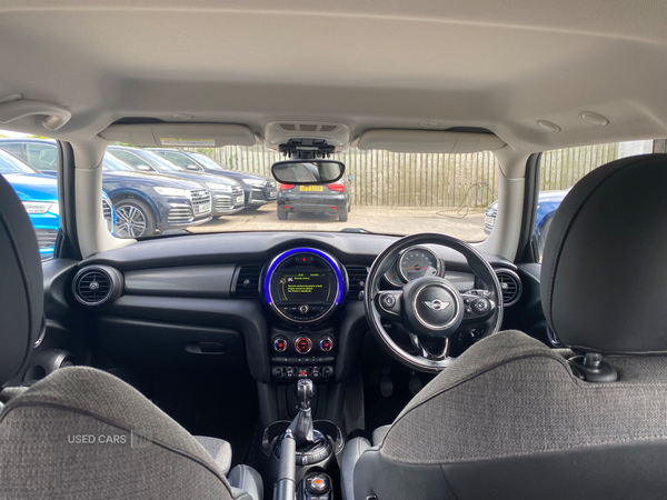 MINI Hatch DIESEL in Down