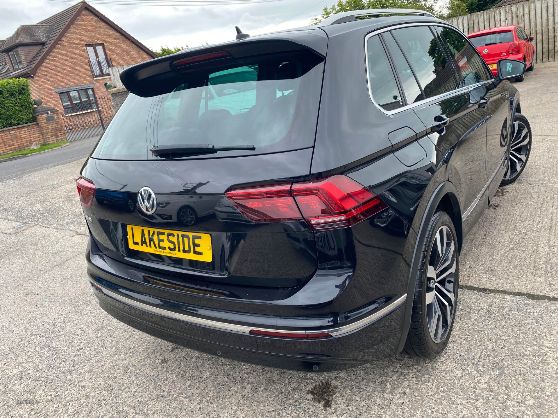 Volkswagen Tiguan DIESEL ESTATE in Down
