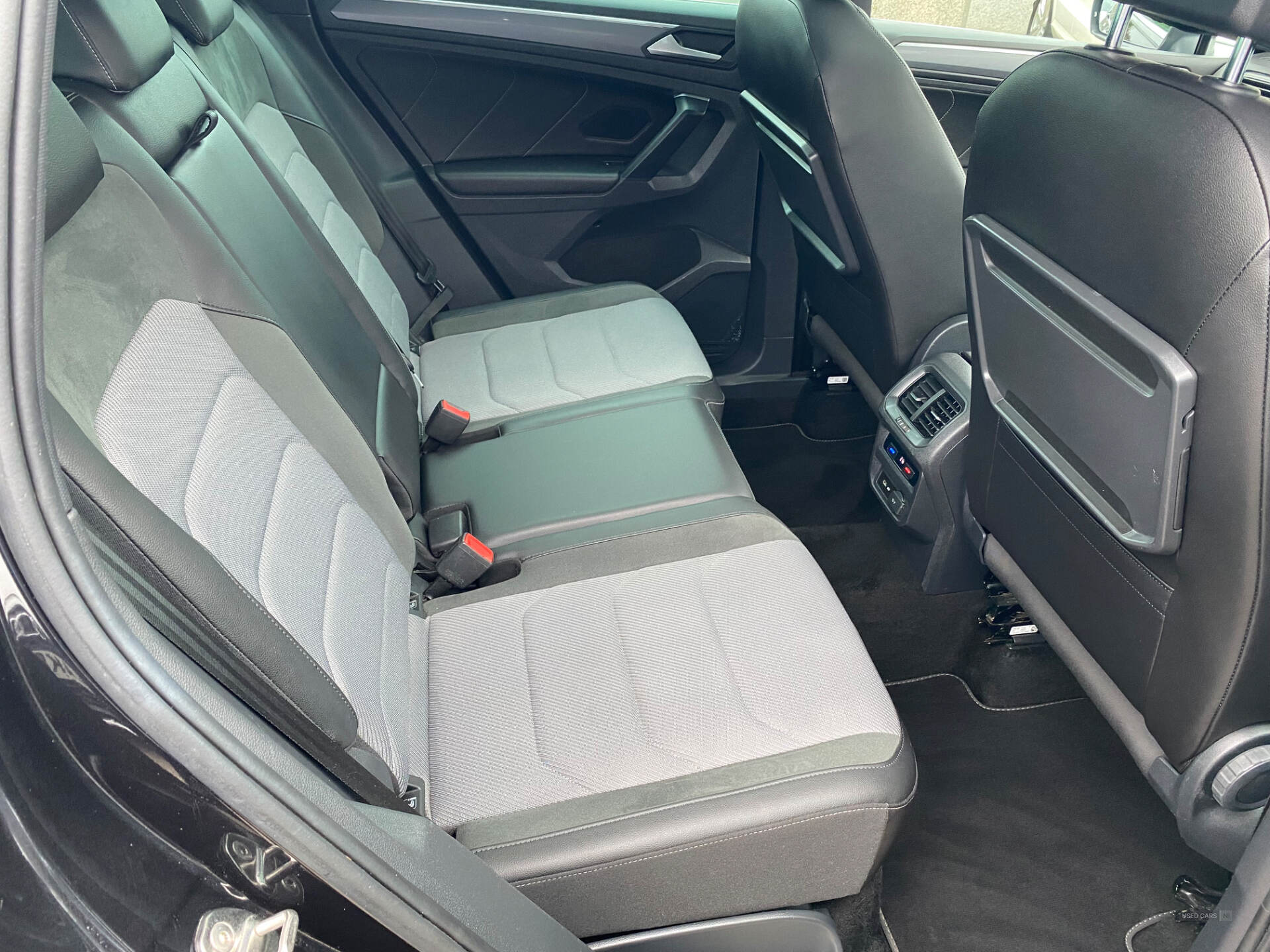 Volkswagen Tiguan DIESEL ESTATE in Down