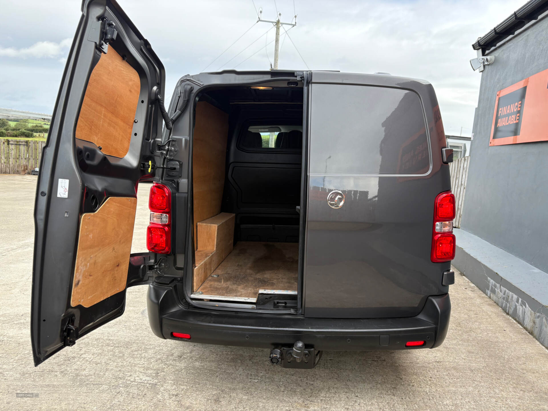 Vauxhall Vivaro L2 DIESEL in Derry / Londonderry