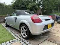 Toyota MR2 1.8 VVTi 2dr in Down