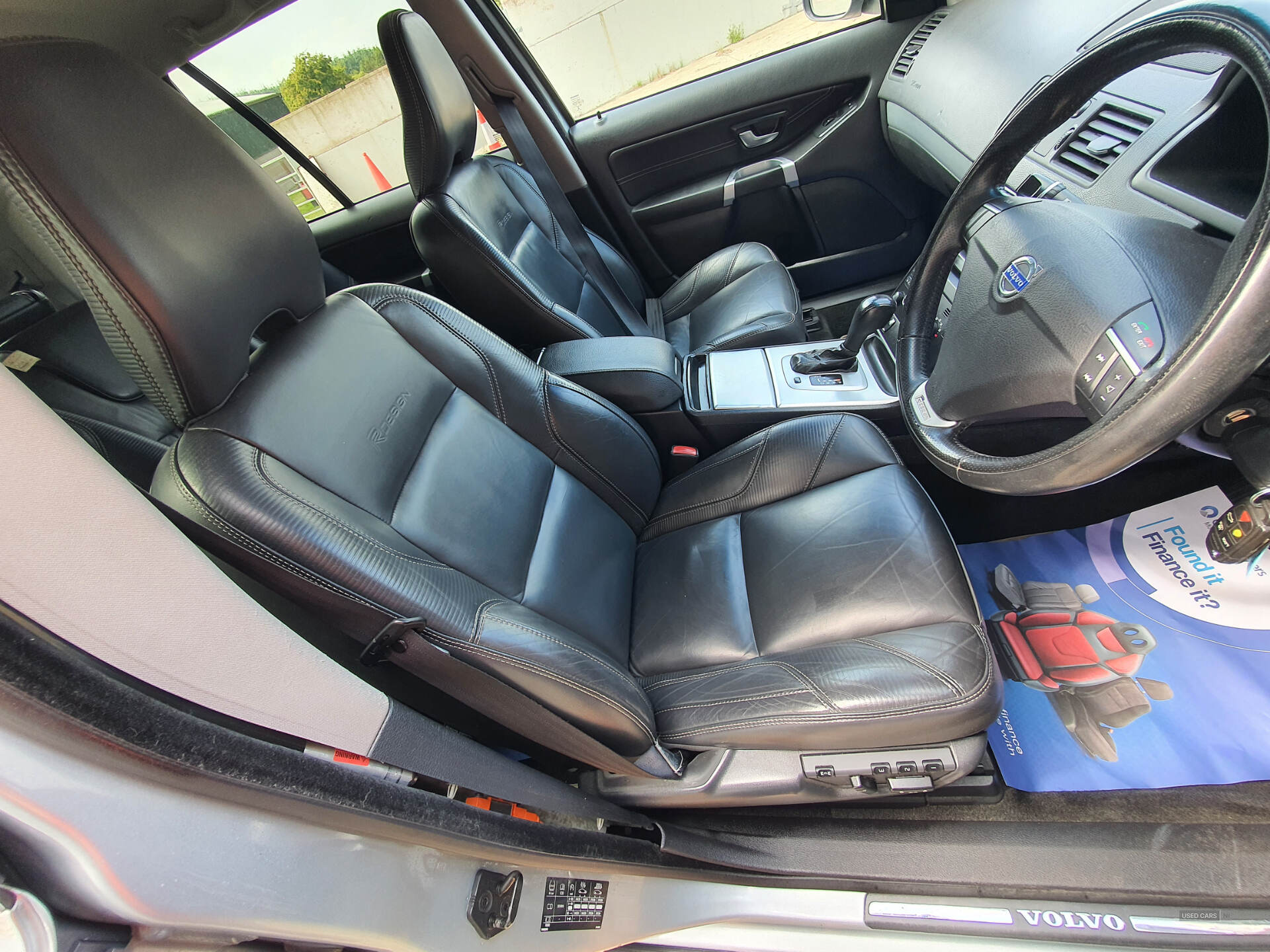 May 2014 Volvo XC90 2.4 D5 [200] R DESIGN Nav 5dr Geartronic