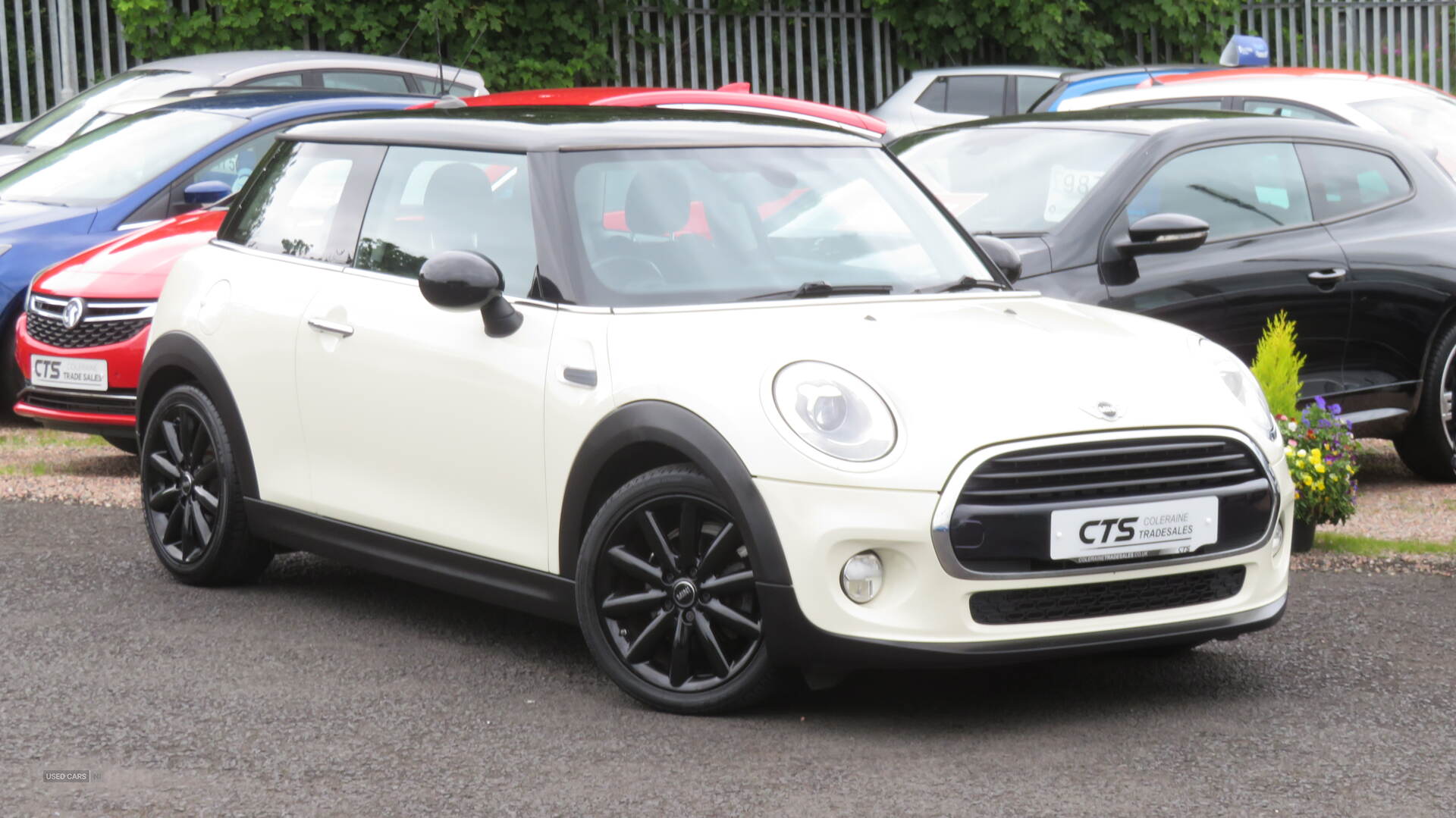 Oct 2016 MINI Hatch 1.5 Cooper D 3dr