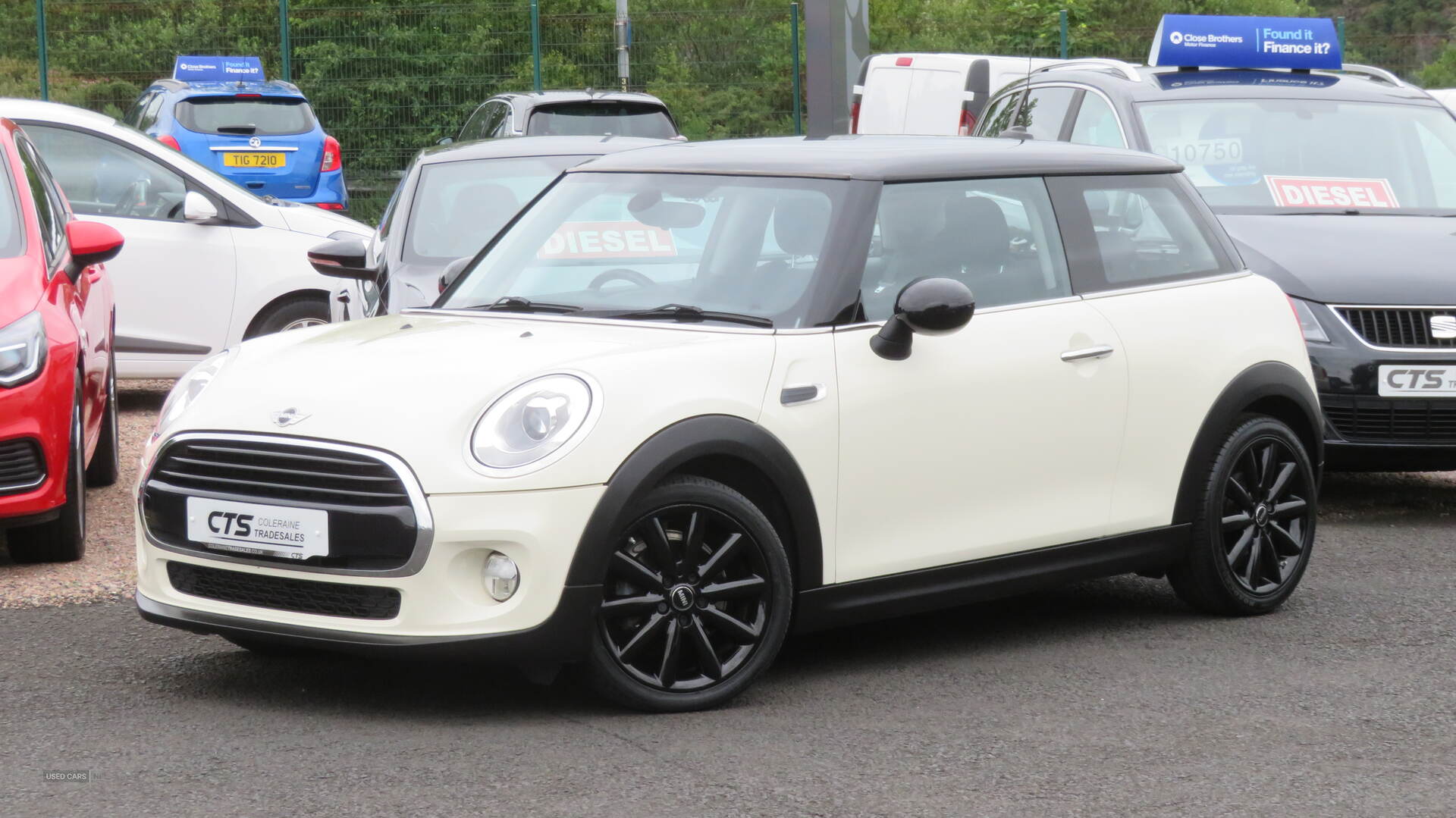 Oct 2016 MINI Hatch 1.5 Cooper D 3dr