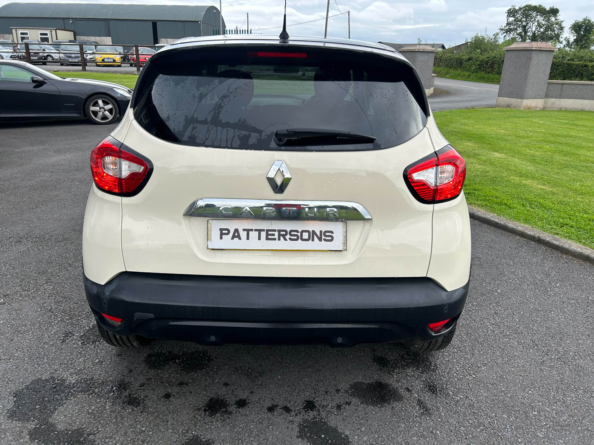 Renault Captur DIESEL HATCHBACK in Armagh