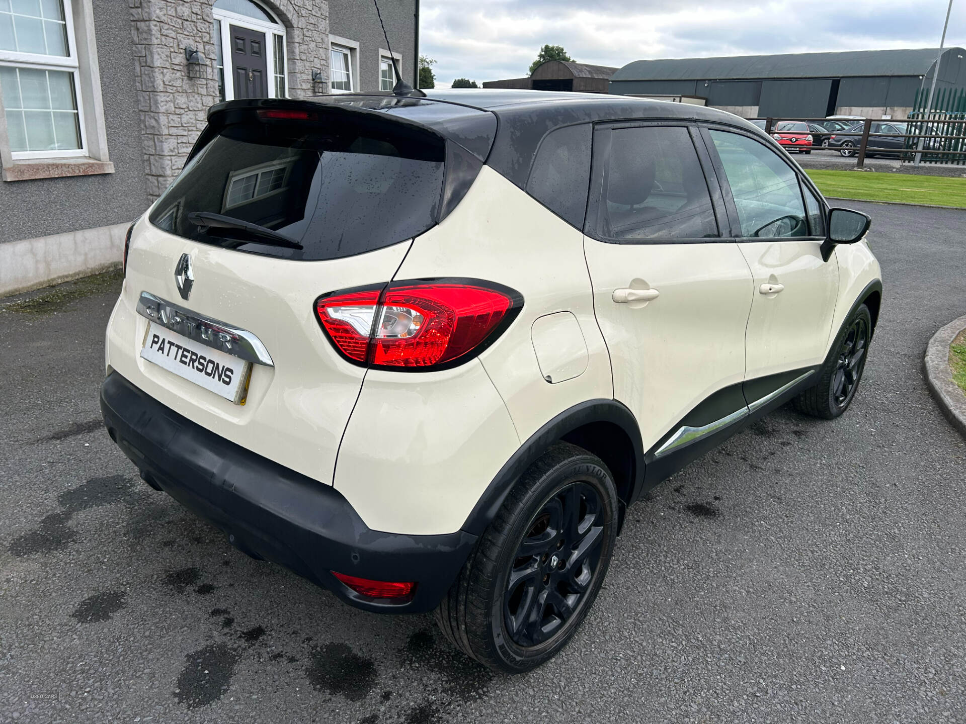 Renault Captur DIESEL HATCHBACK in Armagh