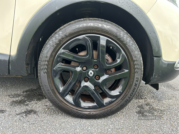 Renault Captur DIESEL HATCHBACK in Armagh