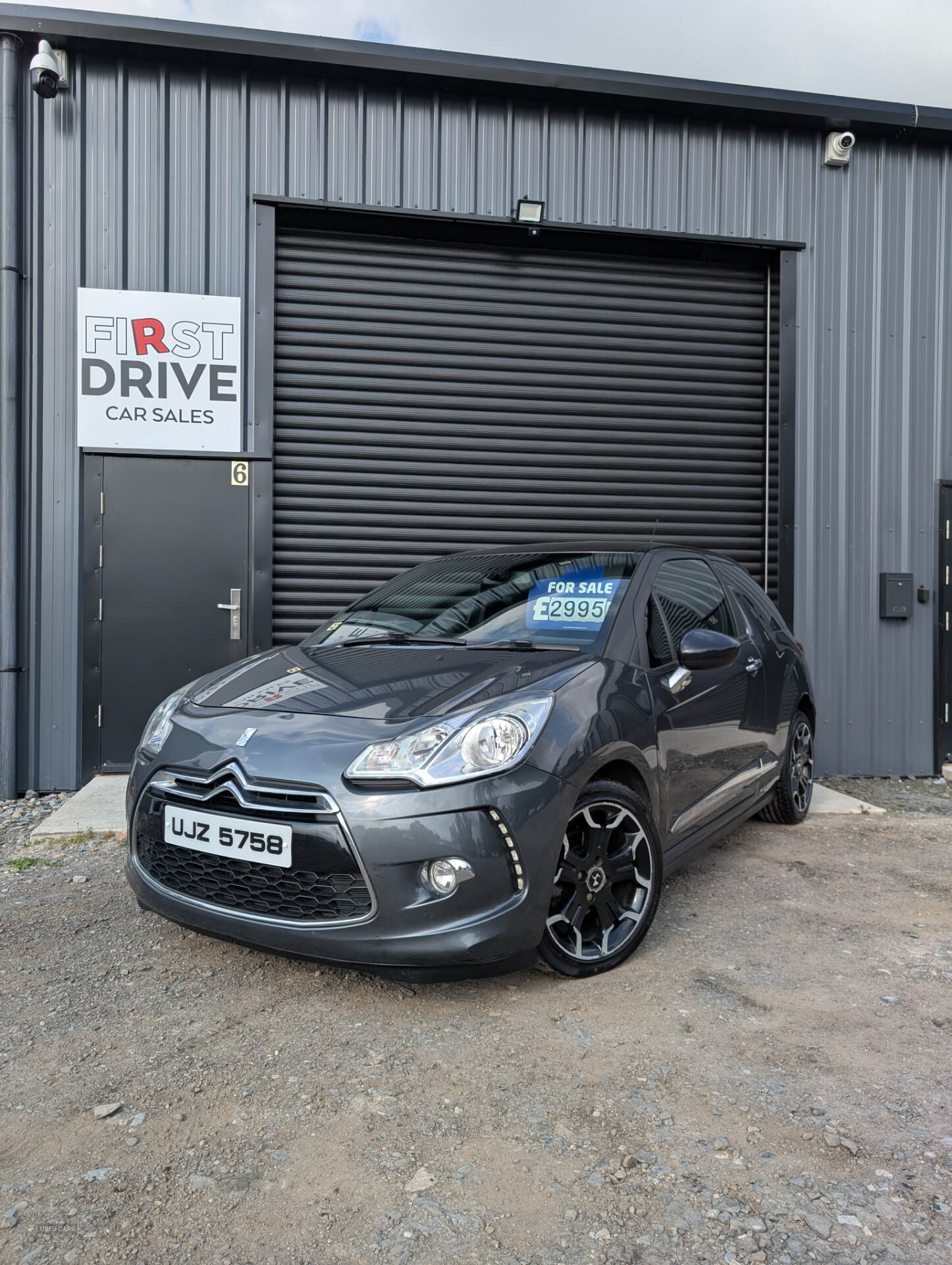 Mar 2013 Citroen DS3 1.6 e-HDi Airdream DStyle Plus 3dr