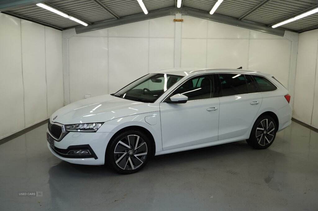 May 2021 Skoda Octavia 1.4 TSI iV SE L DSG 5dr