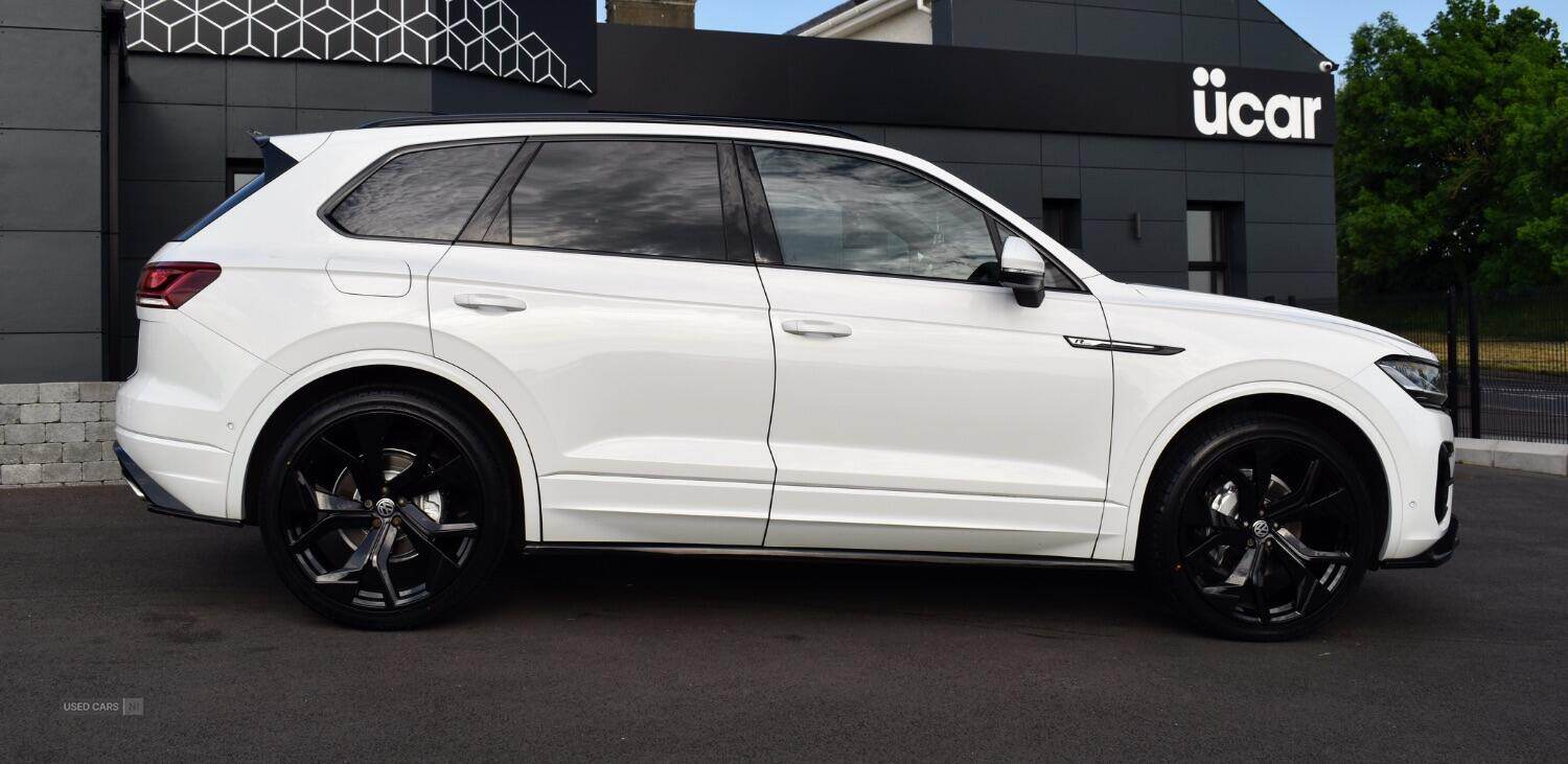 Mar 2019 Volkswagen Touareg 3.0 V6 TDI 4Motion R-Line 5dr Tip Auto