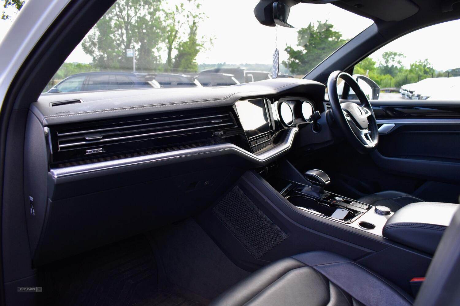 Mar 2019 Volkswagen Touareg 3.0 V6 TDI 4Motion R-Line 5dr Tip Auto