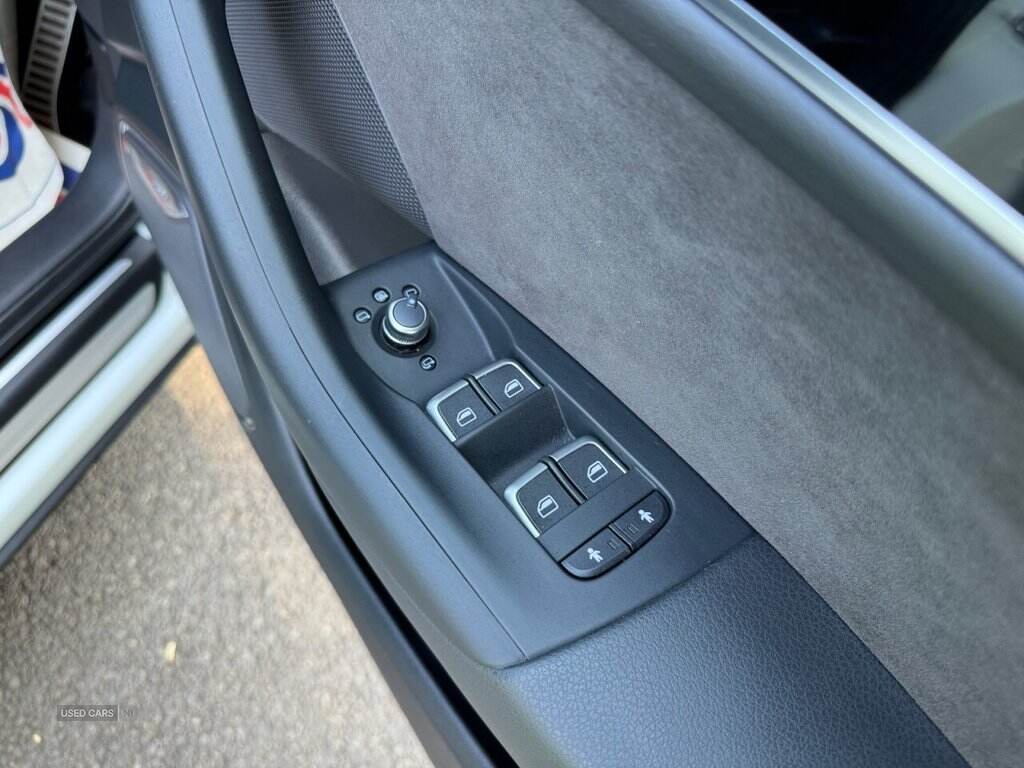 Oct 2018 Audi Q3 2.0 TDI Black Edition 5dr