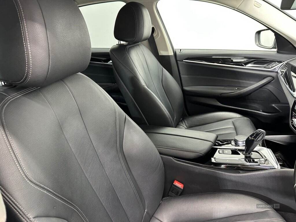 Mar 2018 BMW 5 Series 520d Efficient Dynamics SE 4dr Auto