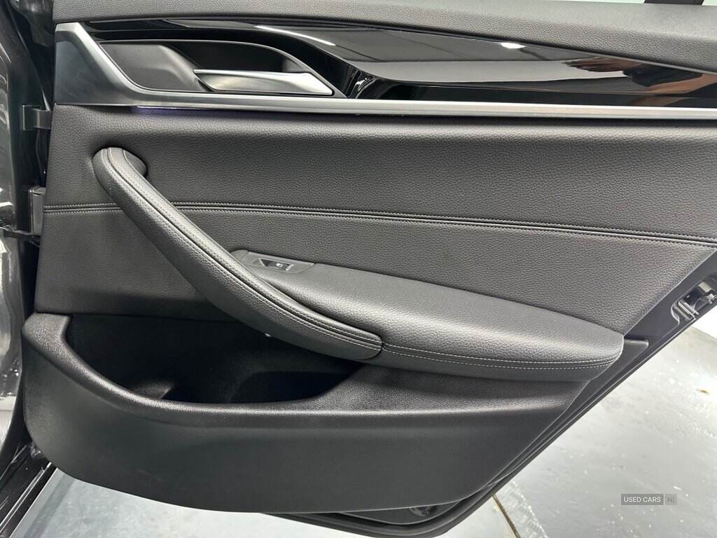 Mar 2018 BMW 5 Series 520d Efficient Dynamics SE 4dr Auto