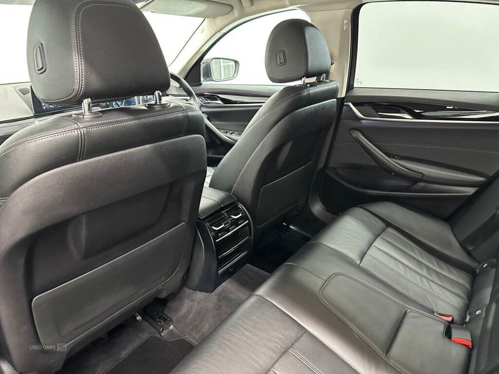 Mar 2018 BMW 5 Series 520d Efficient Dynamics SE 4dr Auto