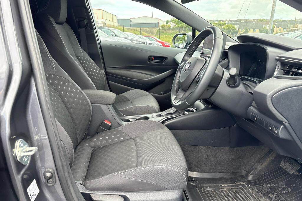 Mar 2023 Toyota Corolla 1.8 VVT-i Hybrid Commercial Auto