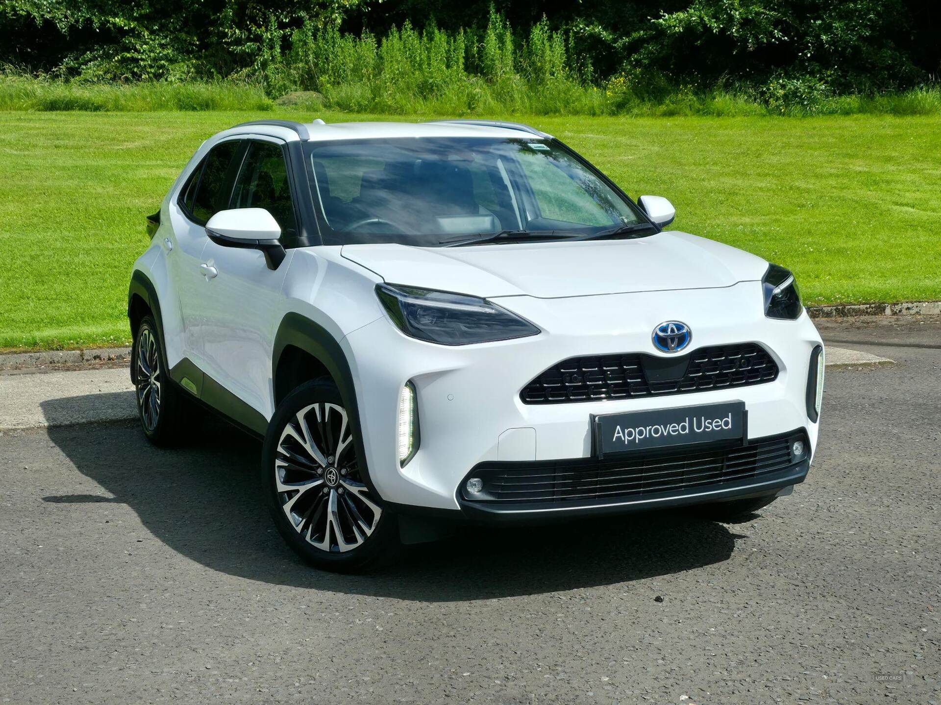 Aug 2022 Toyota Yaris Cross 1.5 Hybrid Excel 5dr CVT