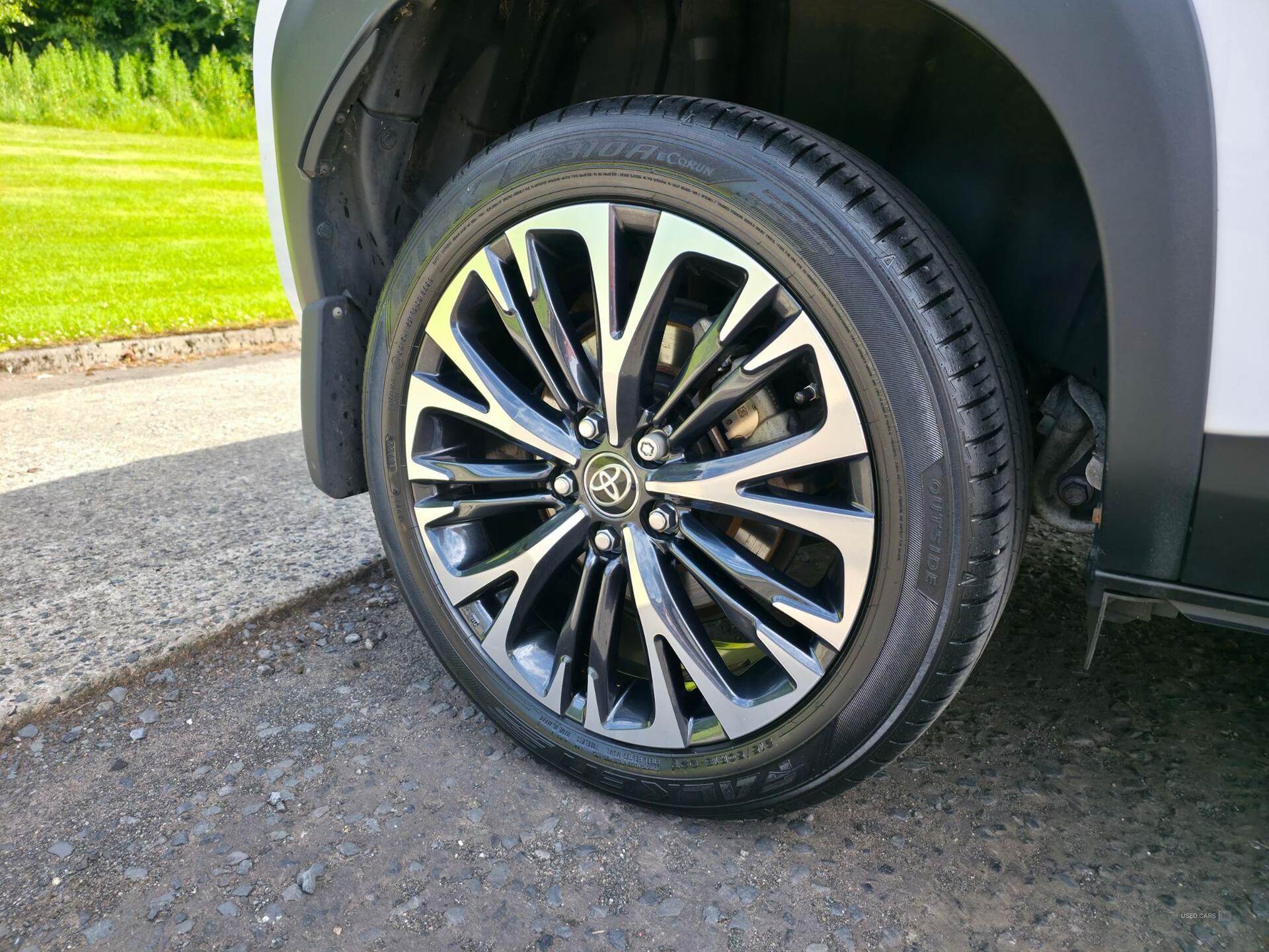 Aug 2022 Toyota Yaris Cross 1.5 Hybrid Excel 5dr CVT