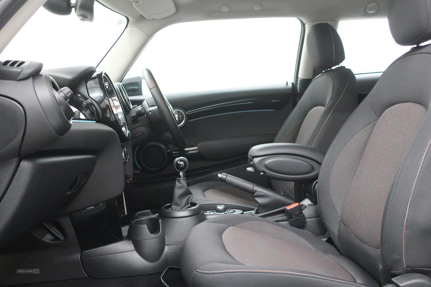 Jun 2022 MINI HATCHBACK 1.5 Cooper Classic 3dr