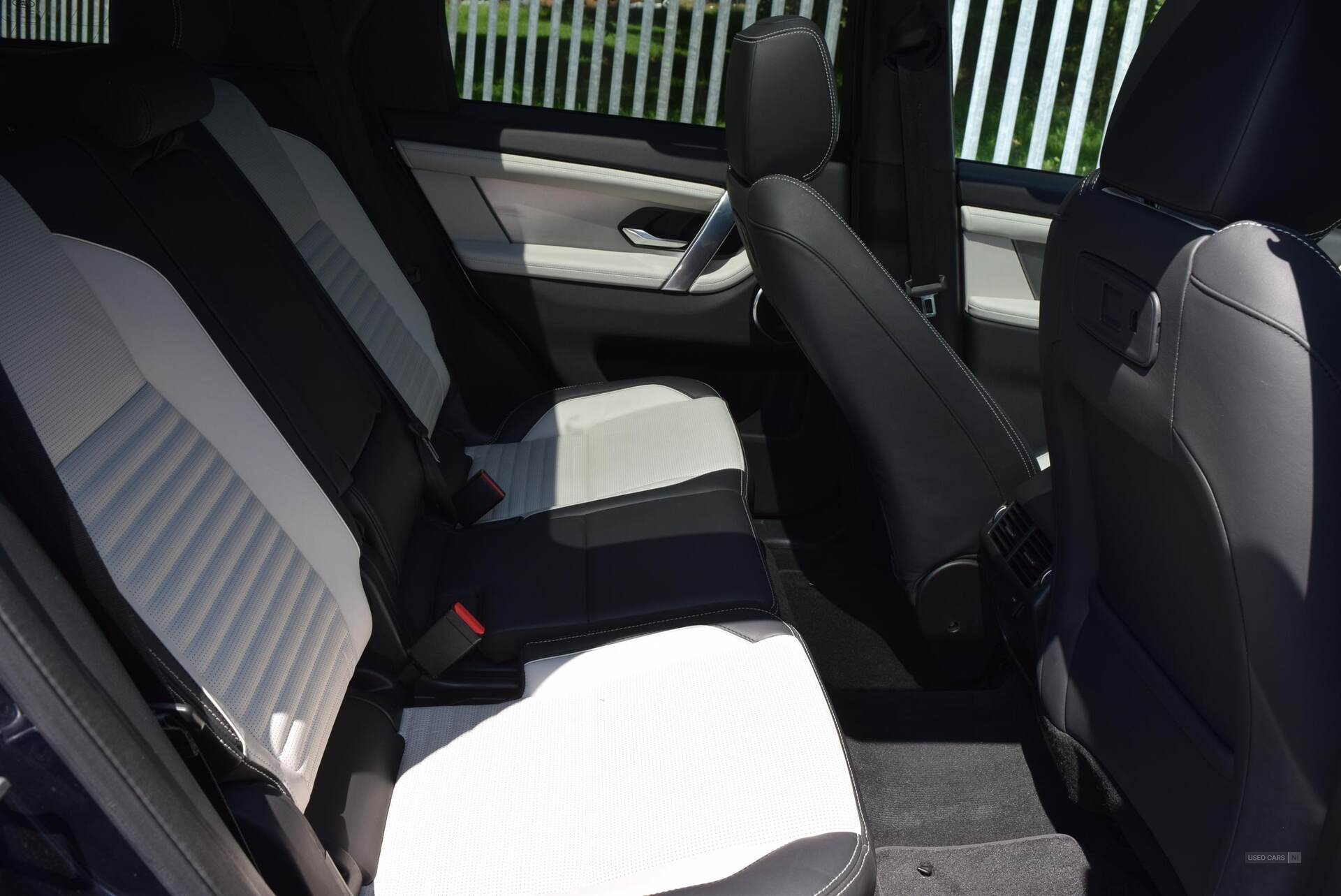 2022 Land Rover Discovery Sport 1.5 P300e R-Dynamic HSE 5dr Auto [5 Seat]