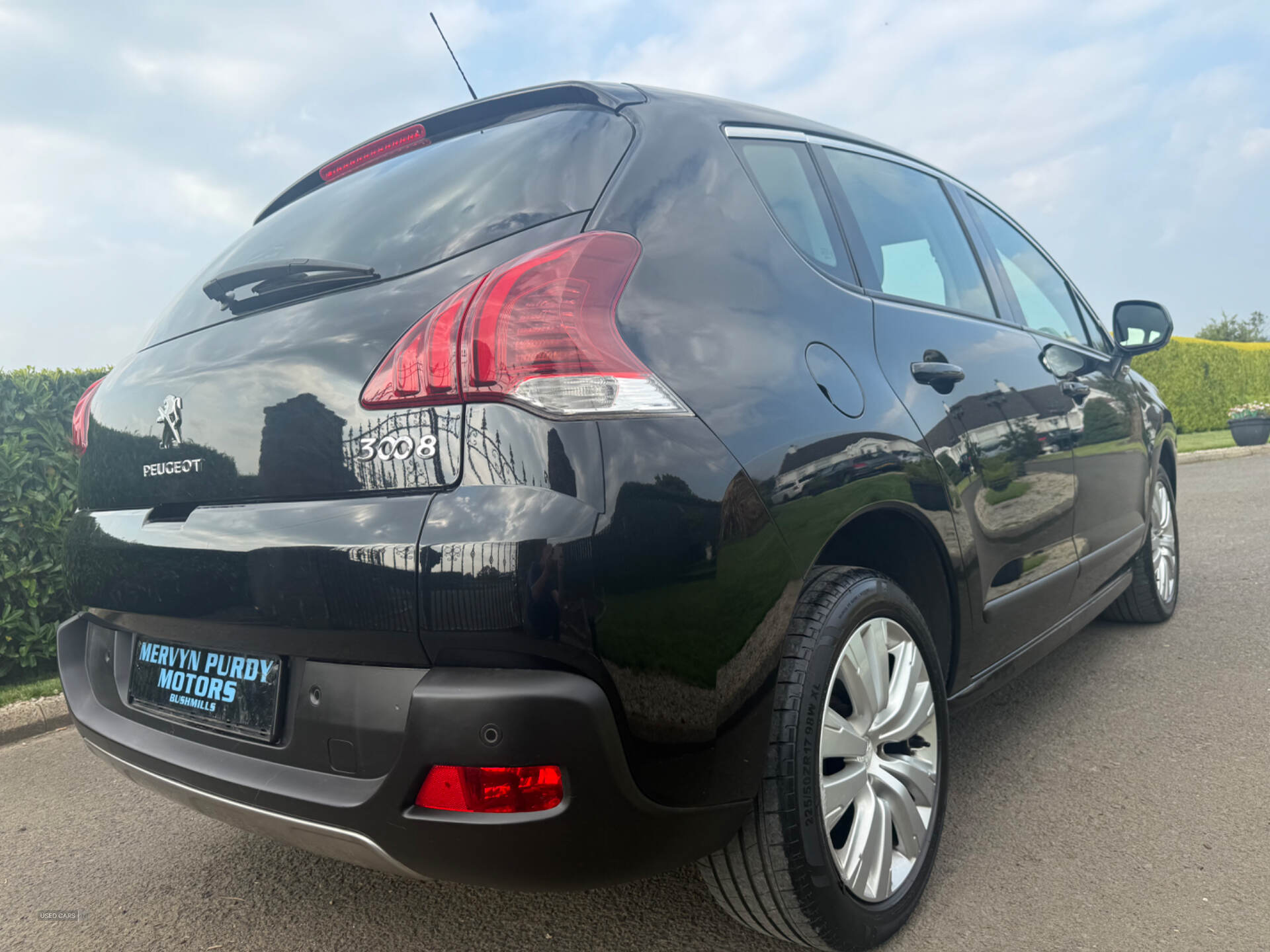 Peugeot 3008 DIESEL ESTATE in Antrim