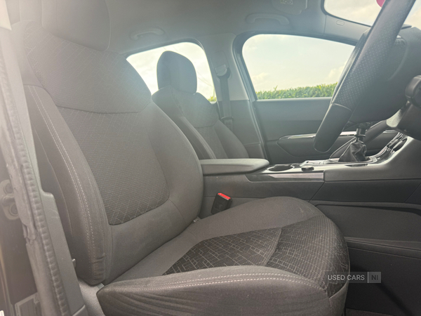 Peugeot 3008 DIESEL ESTATE in Antrim