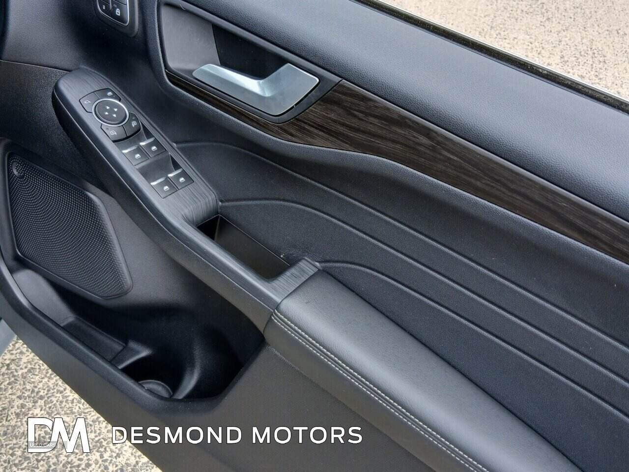 Apr 2022 Ford Kuga 2.5 PHEV Vignale 5dr CVT