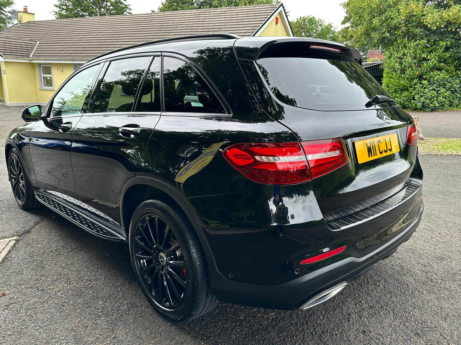 Jan 2016 Mercedes GLC-Class GLC 220d 4Matic AMG Line Premium 5dr 9G-Tronic