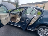 Volvo S60 D5 [205] SE 4dr Geartronic in Down
