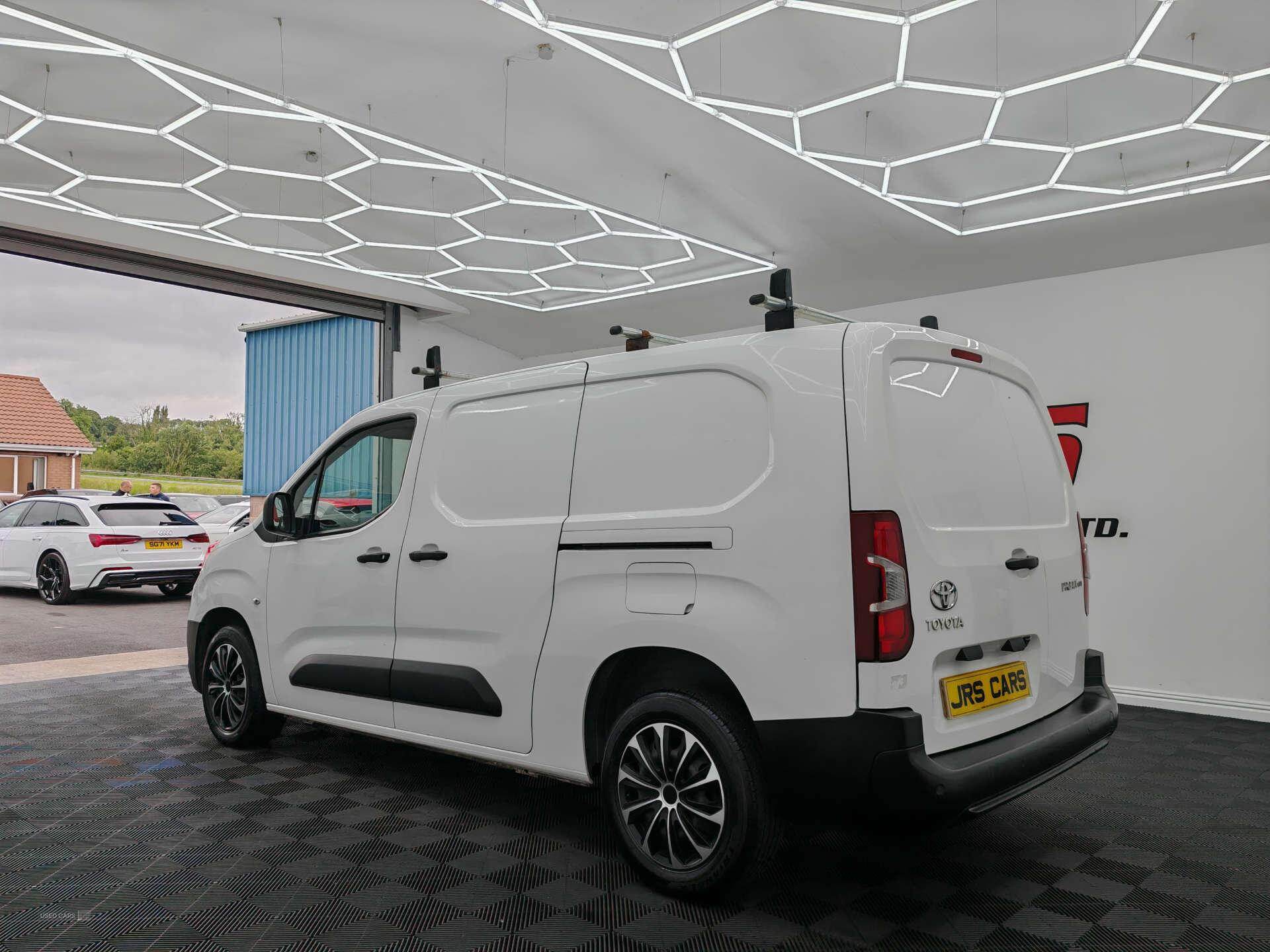 Aug 2020 Toyota Proace City 1.5D 100 Icon Van