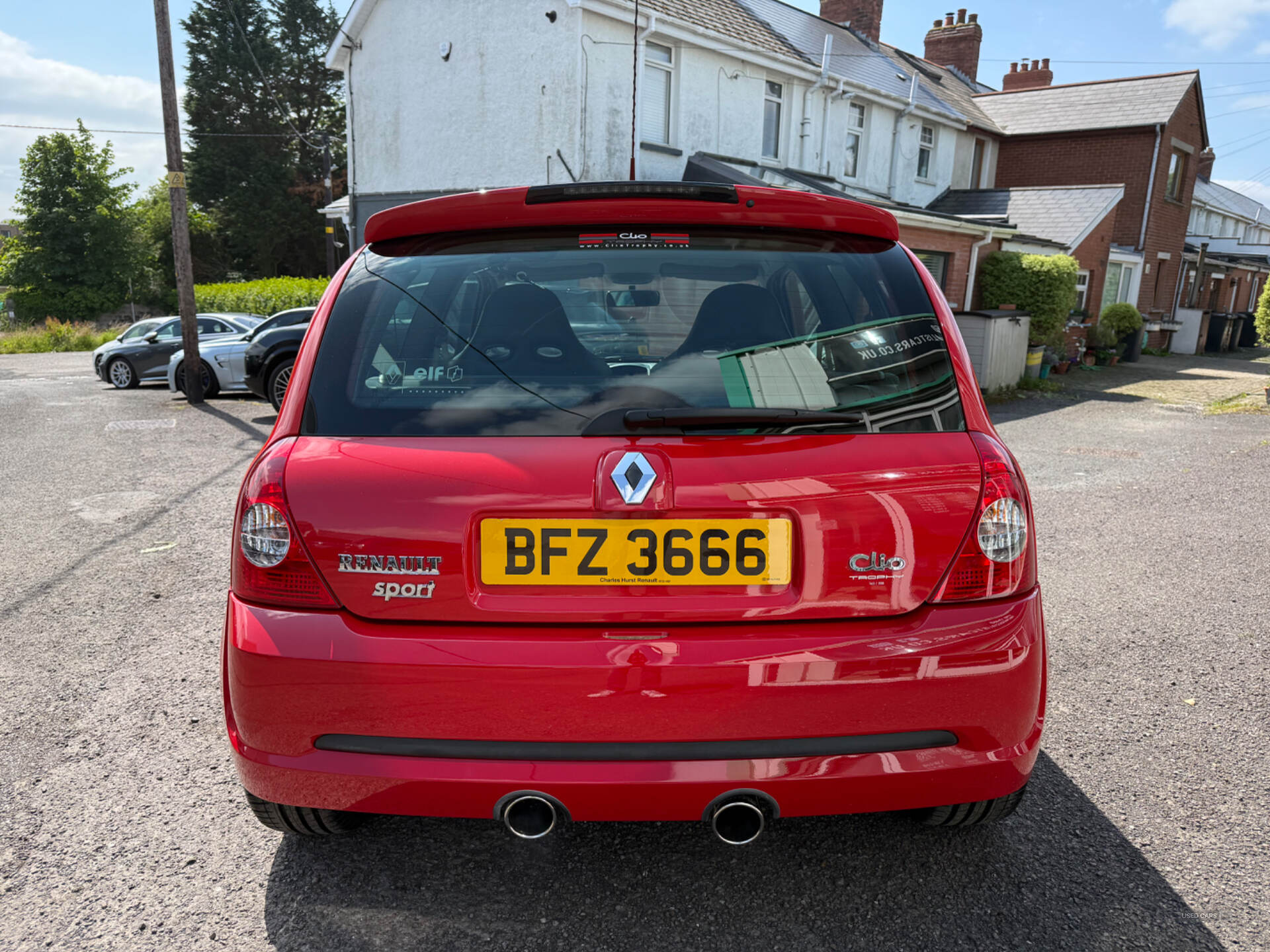 Aug 2005 Renault Clio 2.0 16V Renaultsport 182 Trophy 3dr