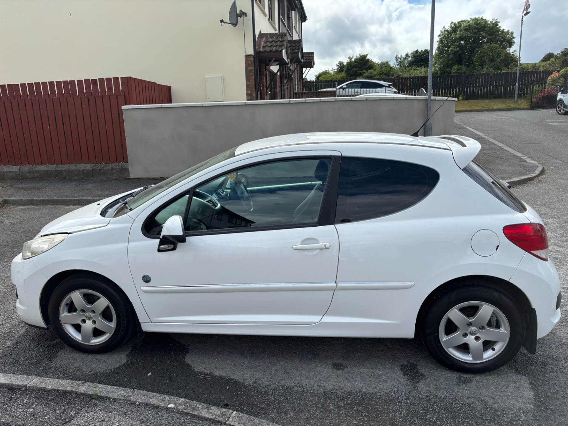 Jan 2011 Peugeot 207 1.4 HDi Envy 3dr