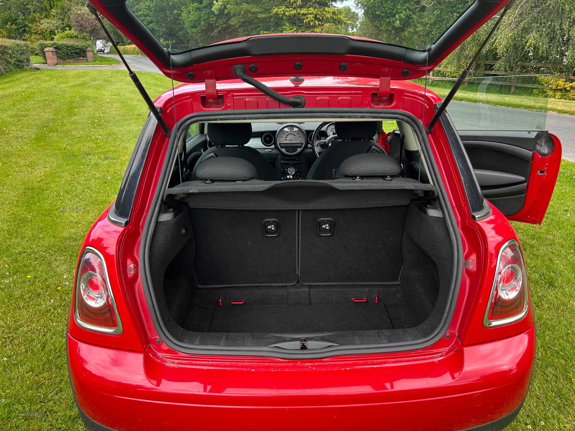 MINI Hatch DIESEL in Armagh