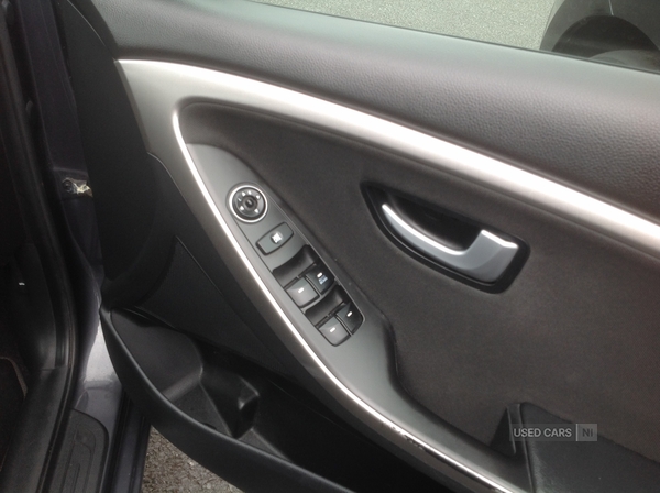 Hyundai i30 DIESEL HATCHBACK in Down