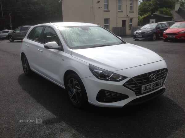 Hyundai i30 DIESEL HATCHBACK in Down