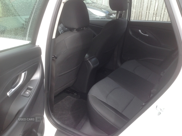 Hyundai i30 DIESEL HATCHBACK in Down
