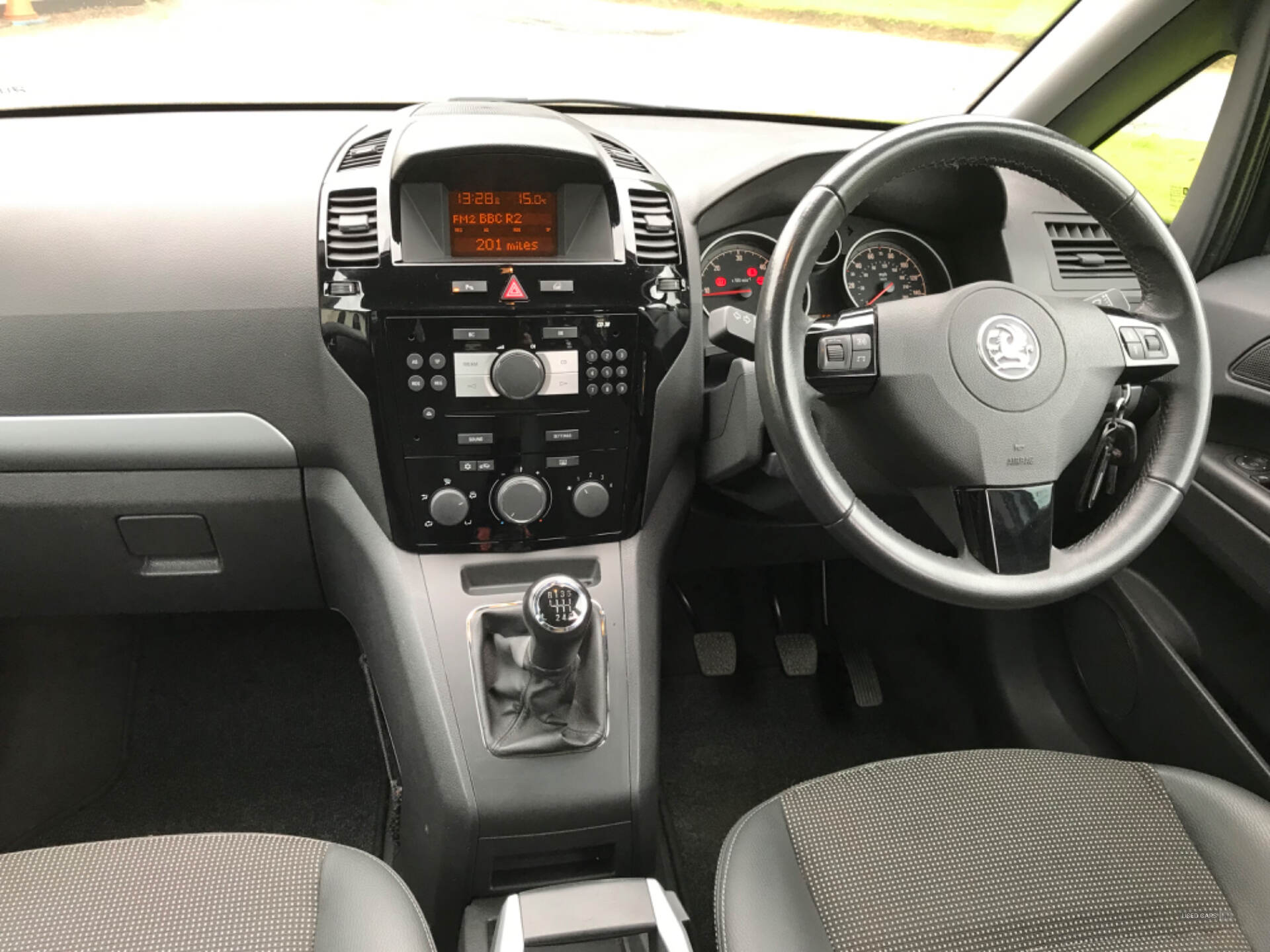 Mar 2011 Vauxhall Zafira 1.7 CDTi ecoFLEX Design [110] 5dr