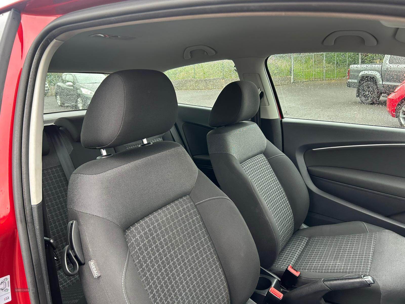 Sep 2015 Volkswagen Polo 1.0 SE 3dr