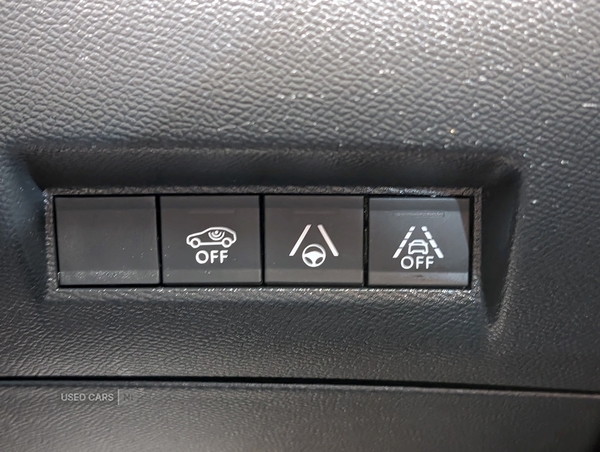 Peugeot 208 HATCHBACK in Antrim