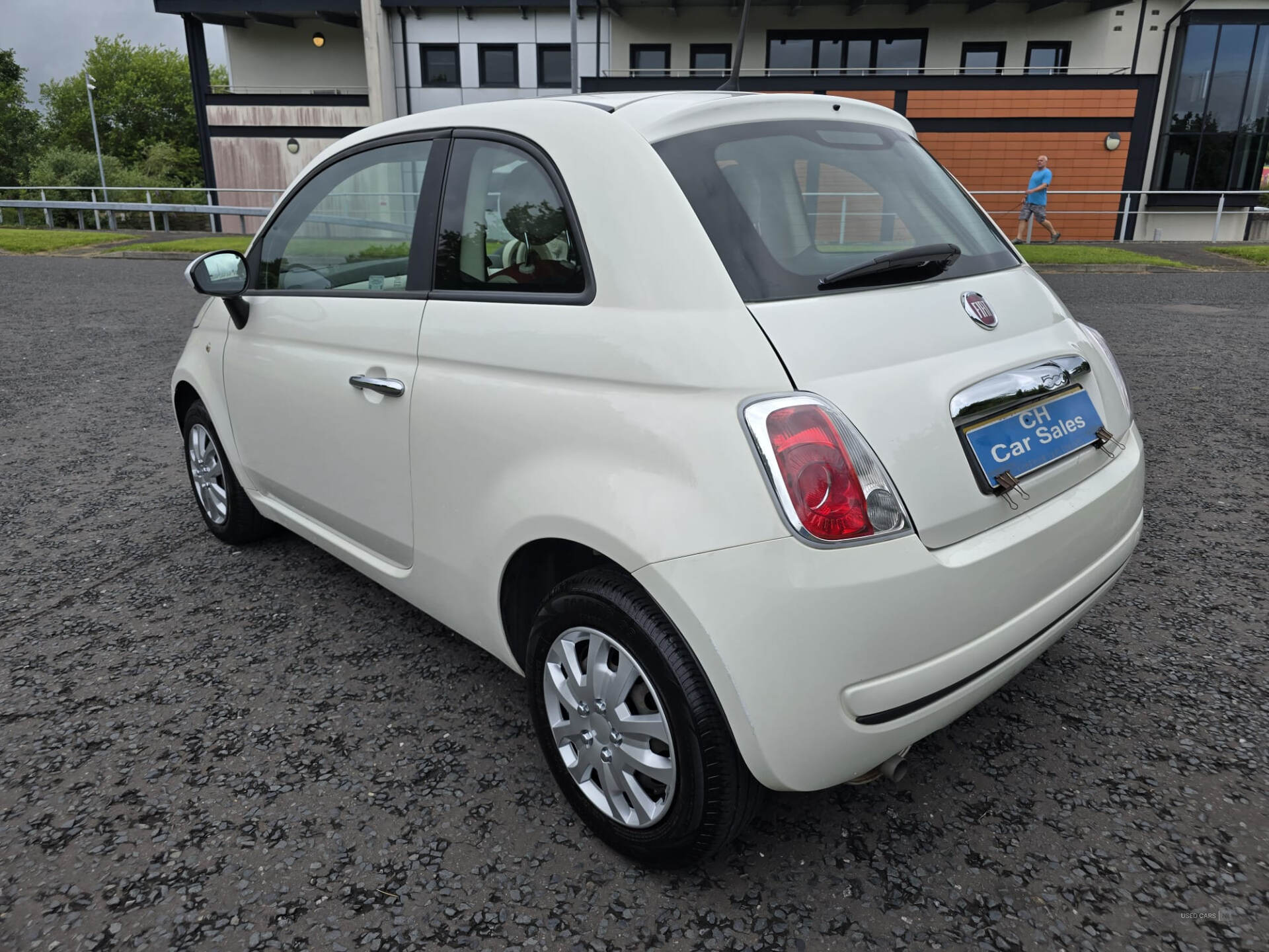 Fiat 500 HATCHBACK in Down