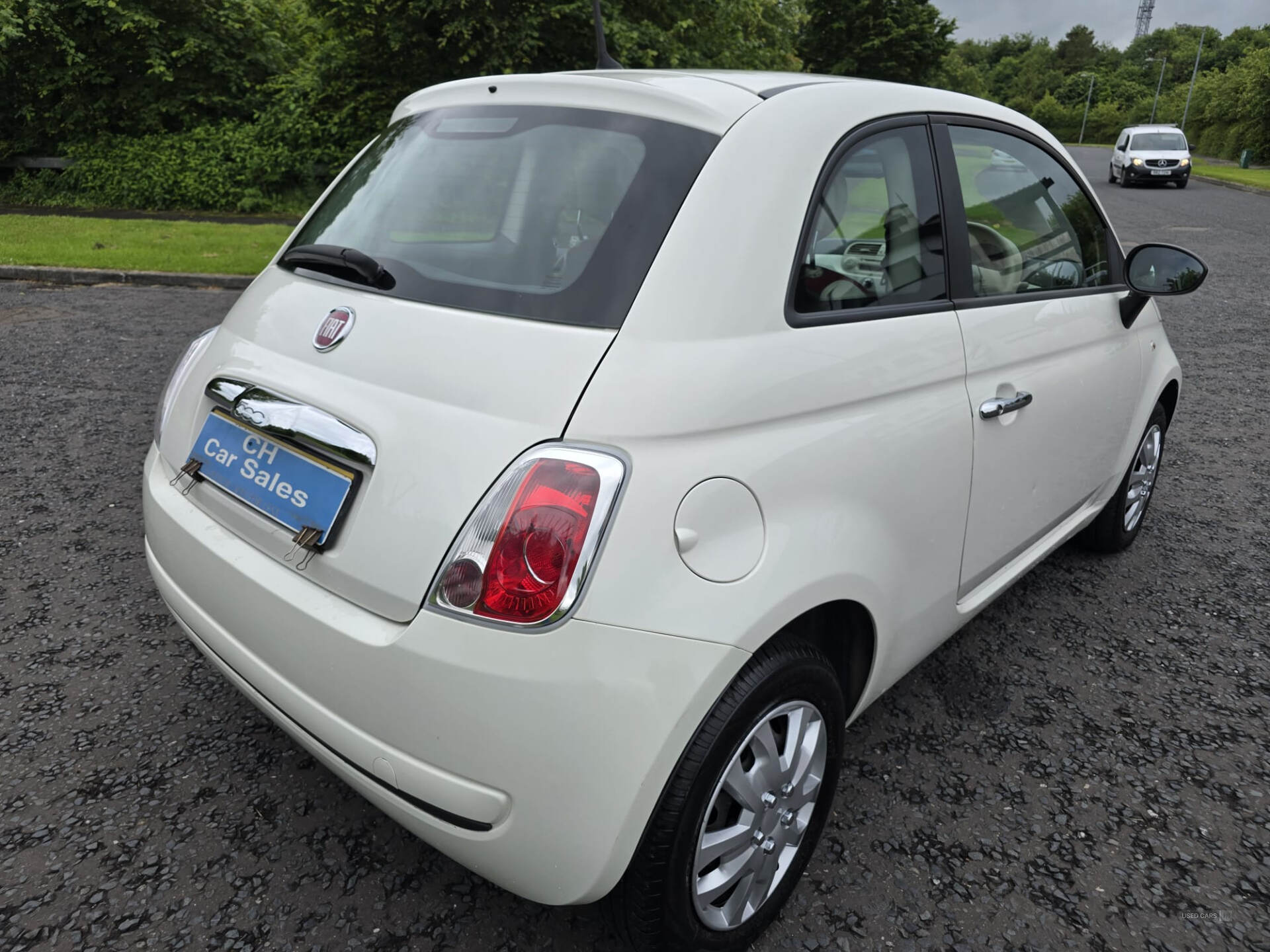 Fiat 500 HATCHBACK in Down