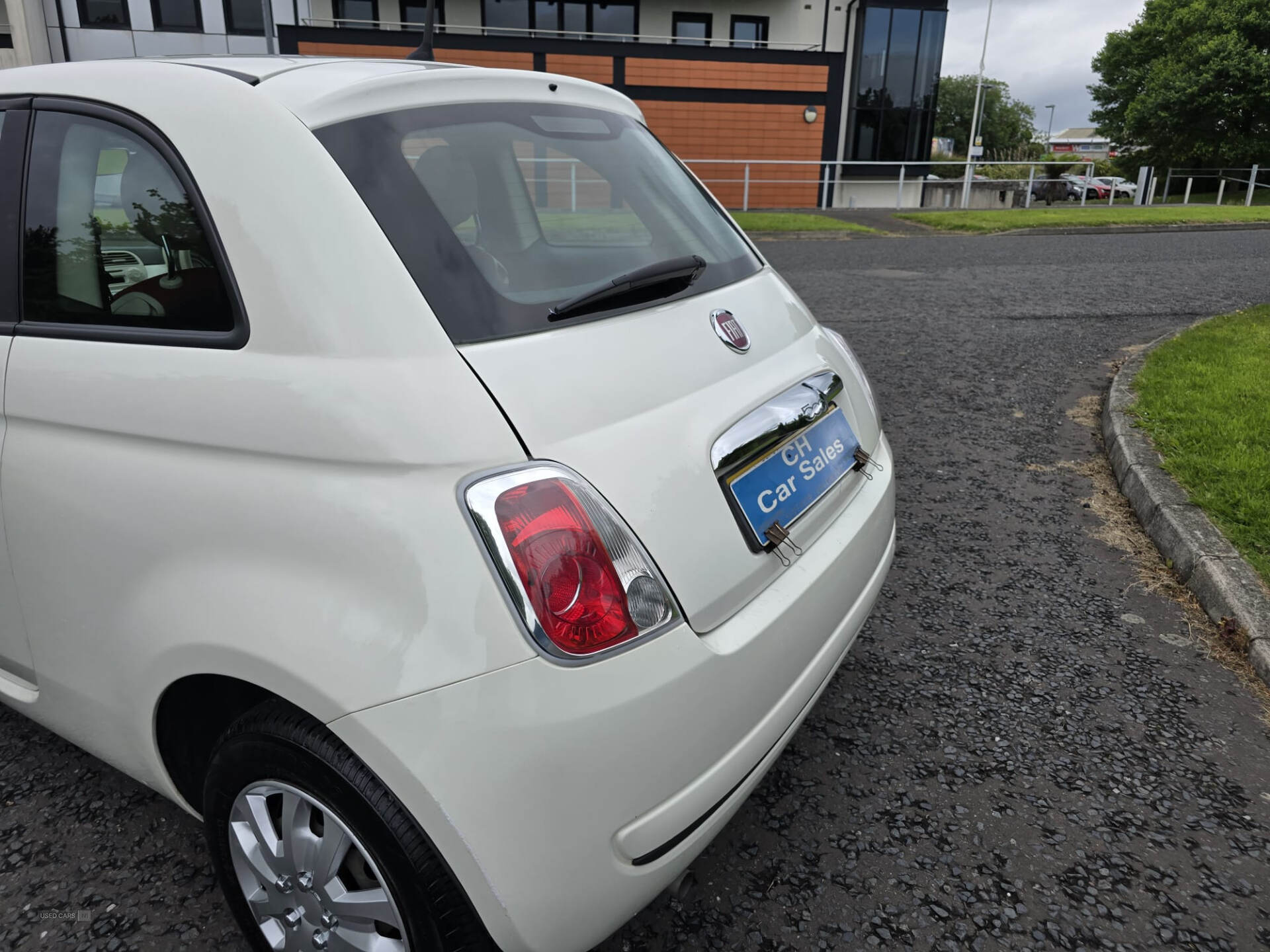 Fiat 500 HATCHBACK in Down