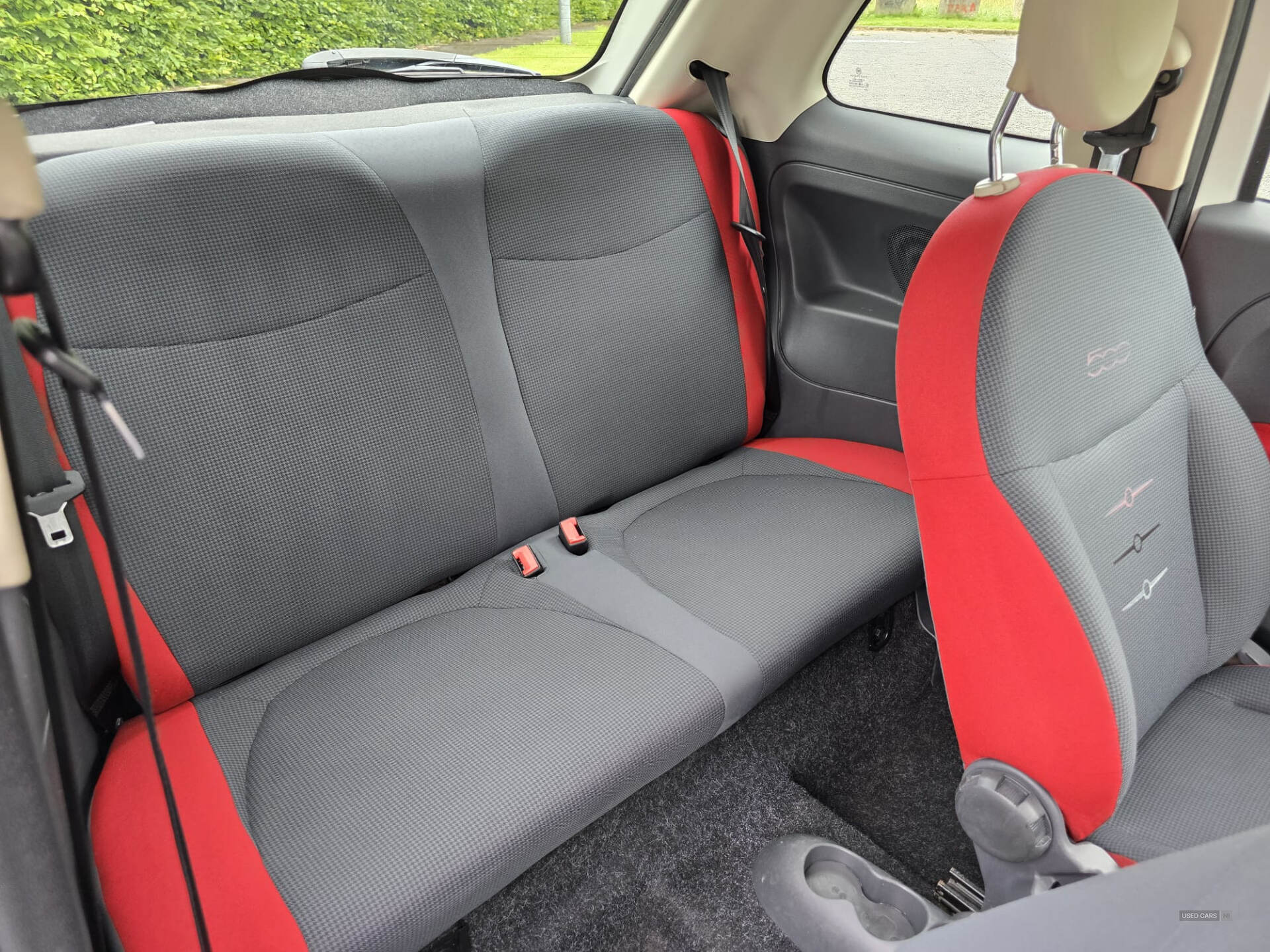 Fiat 500 HATCHBACK in Down